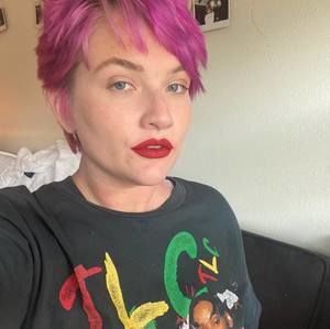 Meet your Posher, Quinn